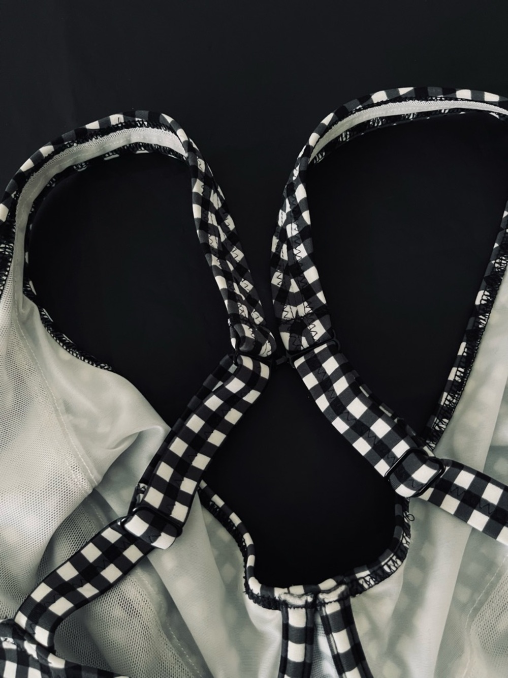 Freya Black & White Gingham Ruffle J-hook Bikini Top - Size 32i - NWOT - Picture 5 of 7